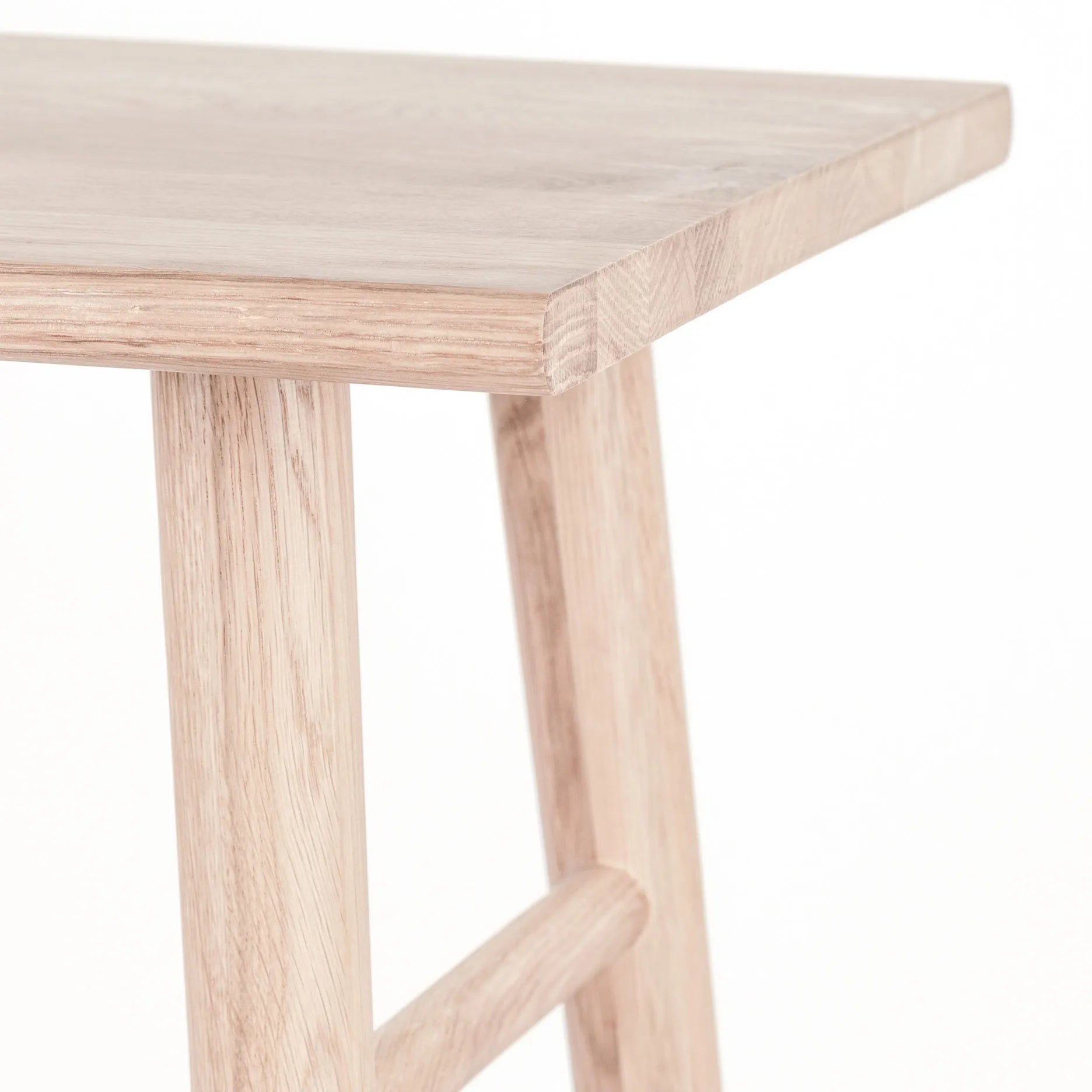 Wood II køkkenstol-hvidpigment FSC certificeret egetræ